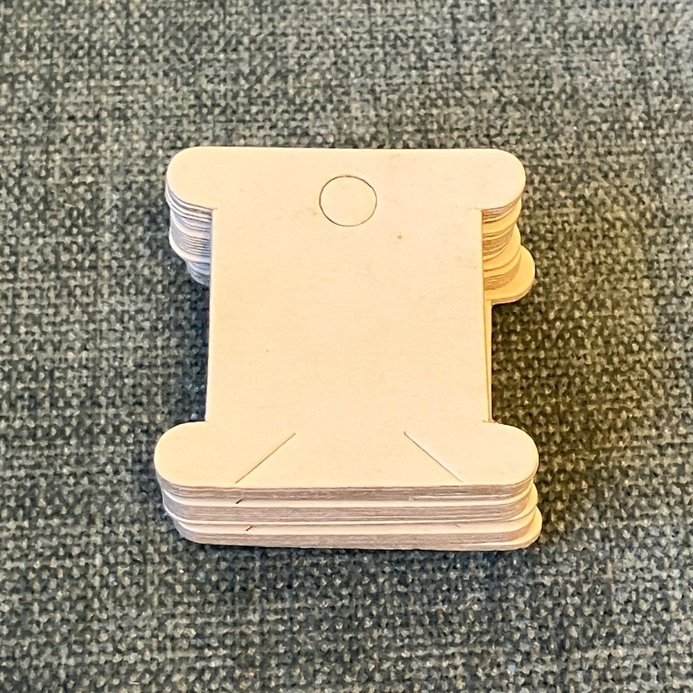 25 Cardboard Thread Bobbin Holders